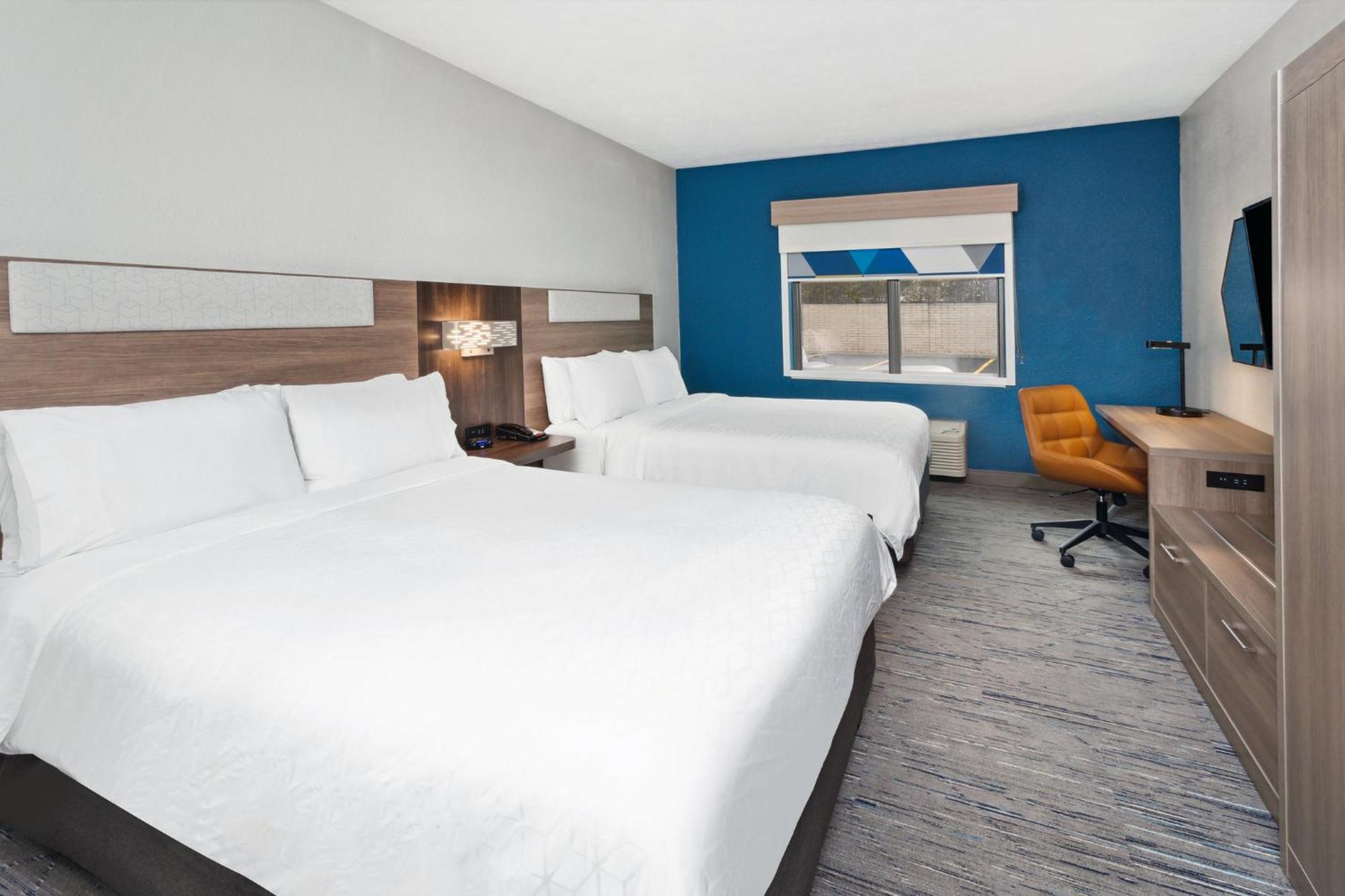 Holiday Inn Express Cleveland Airport - Brook Park By Ihg Exteriör bild