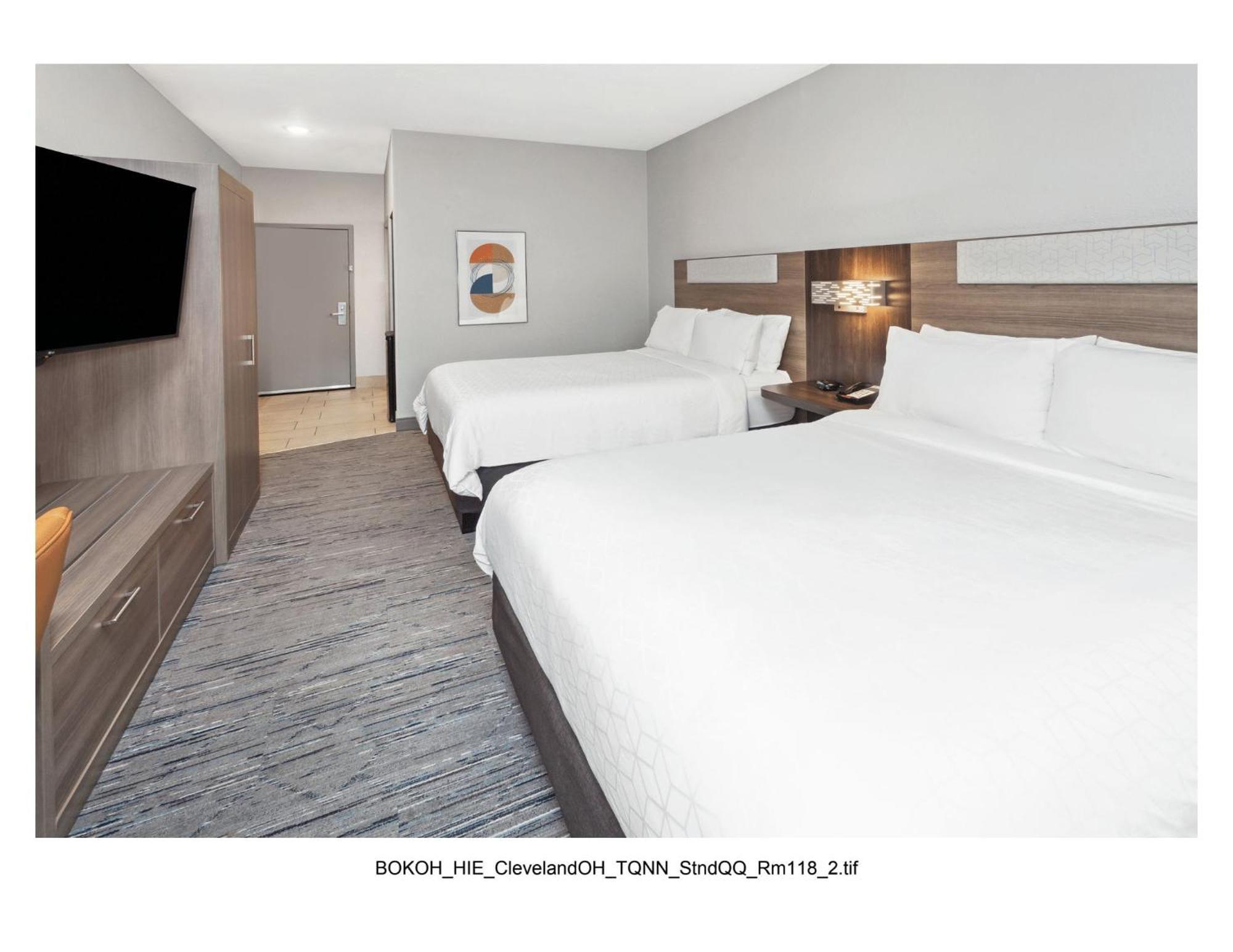Holiday Inn Express Cleveland Airport - Brook Park By Ihg Exteriör bild