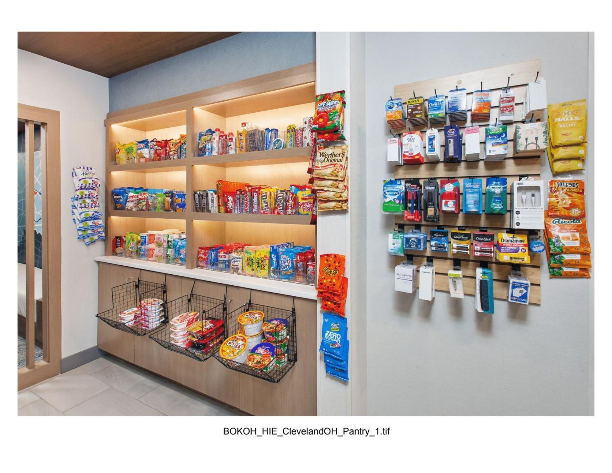 Holiday Inn Express Cleveland Airport - Brook Park By Ihg Exteriör bild