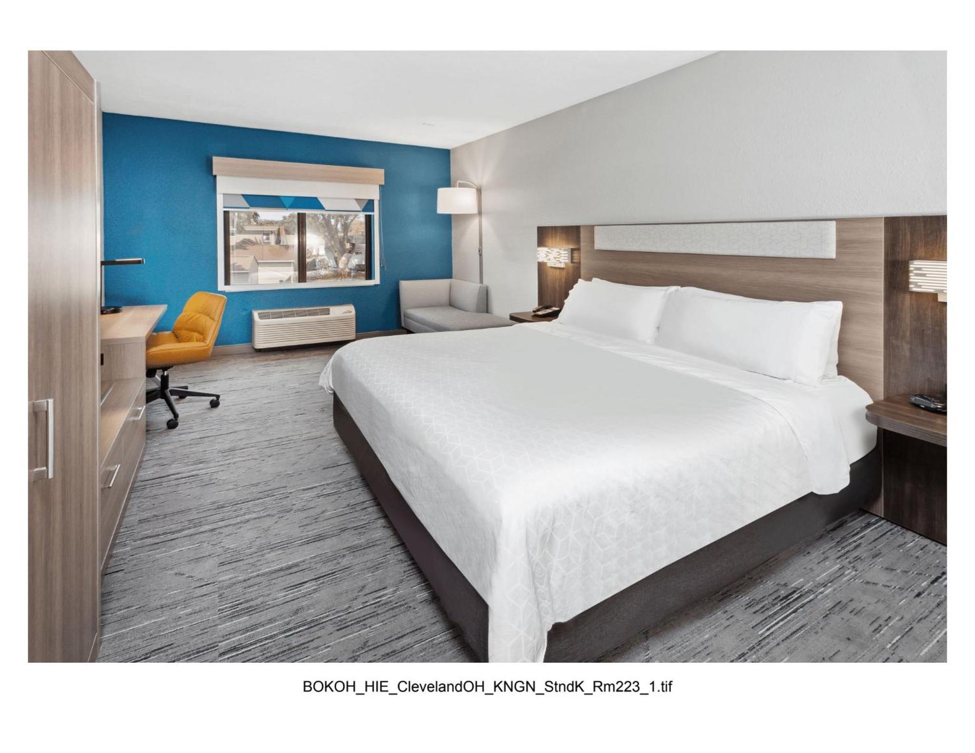 Holiday Inn Express Cleveland Airport - Brook Park By Ihg Exteriör bild